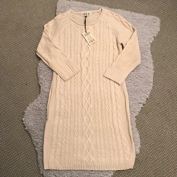 COPY - BRAND NEW Pink Rose - Cream / Ivory Sweater Dress - Picture 1 of 3